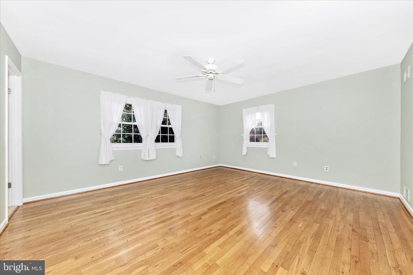 3 Pavilion Drive photo 26