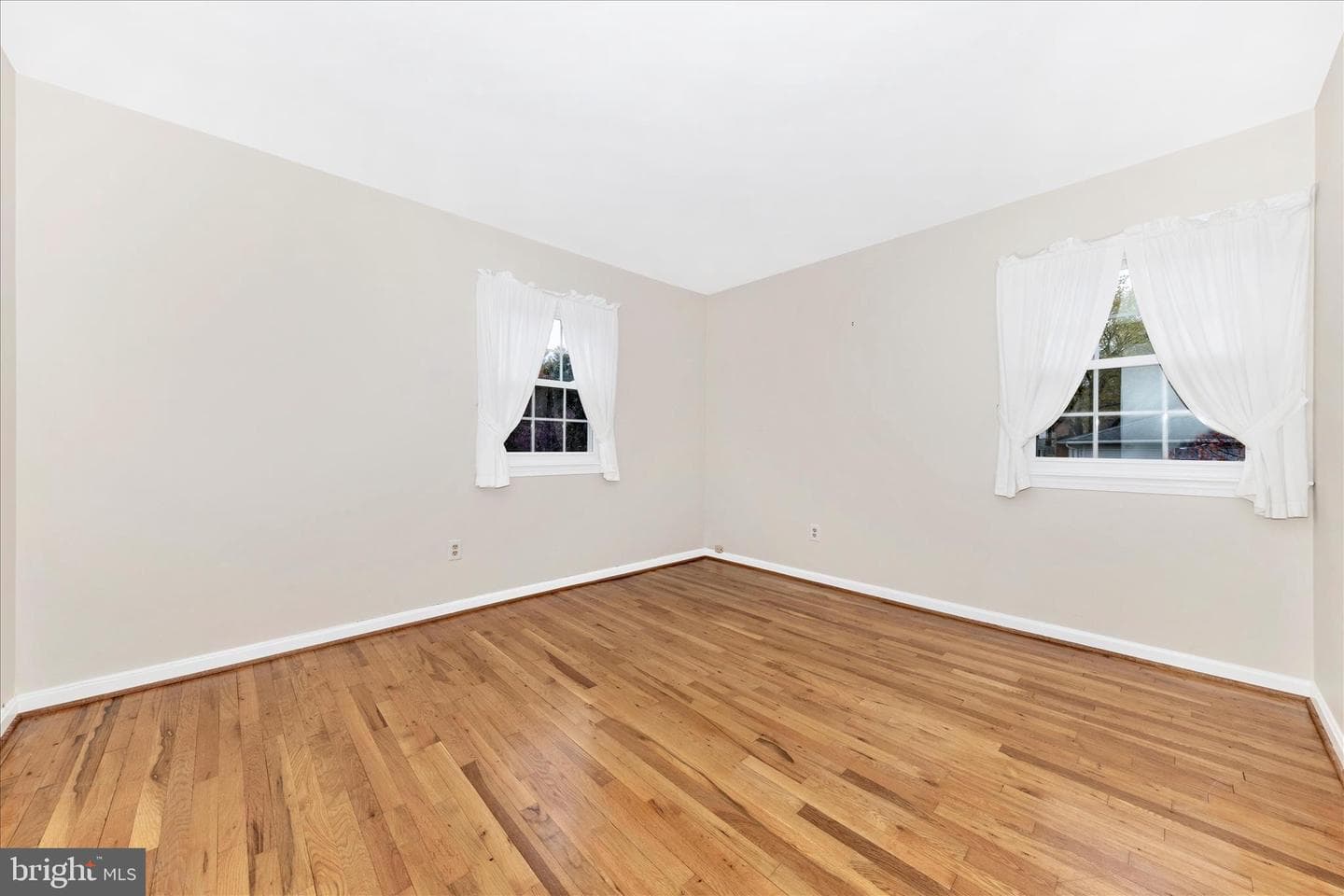 3 Pavilion Drive photo 31
