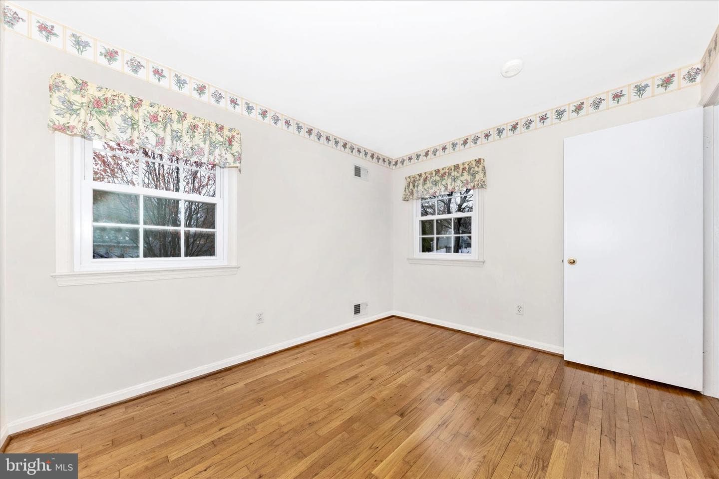 3 Pavilion Drive photo 34