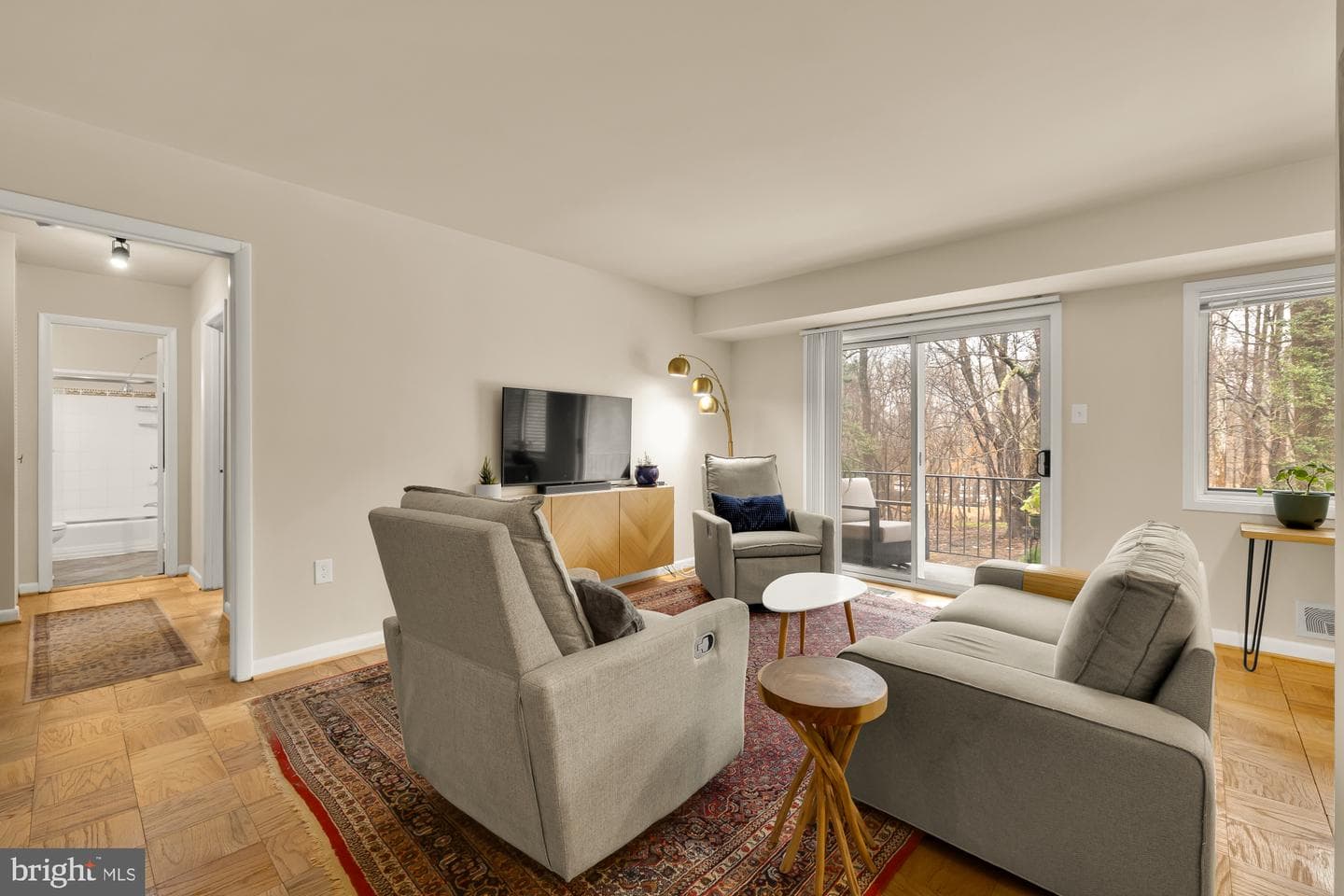 10661 Weymouth Street #102 photo 4