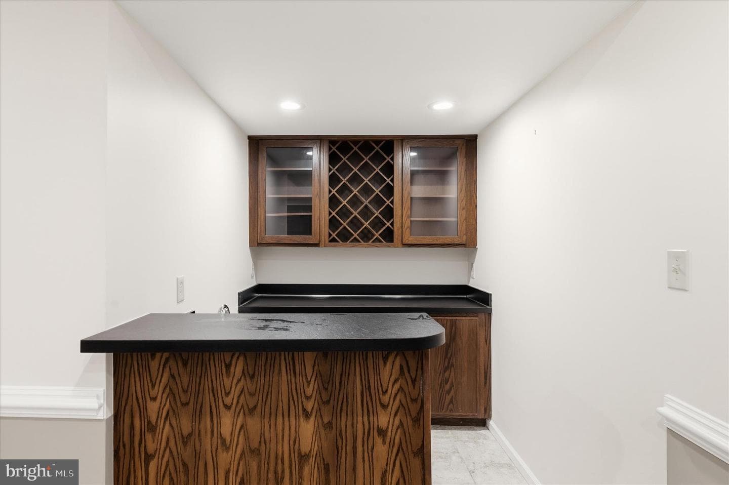 16 Maplewood Park Court photo 27