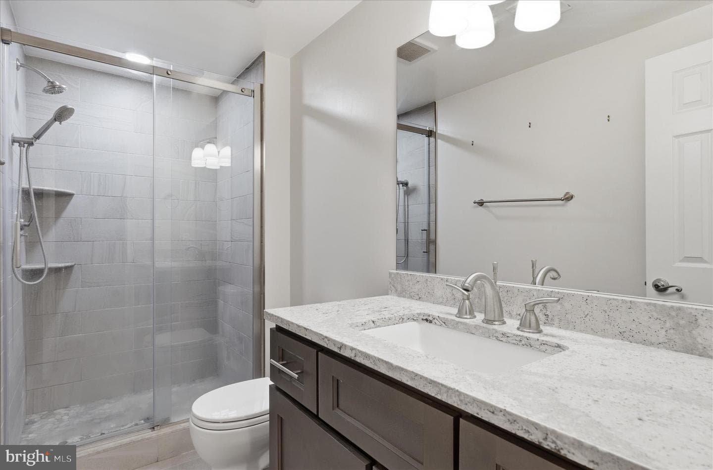 16 Maplewood Park Court photo 32