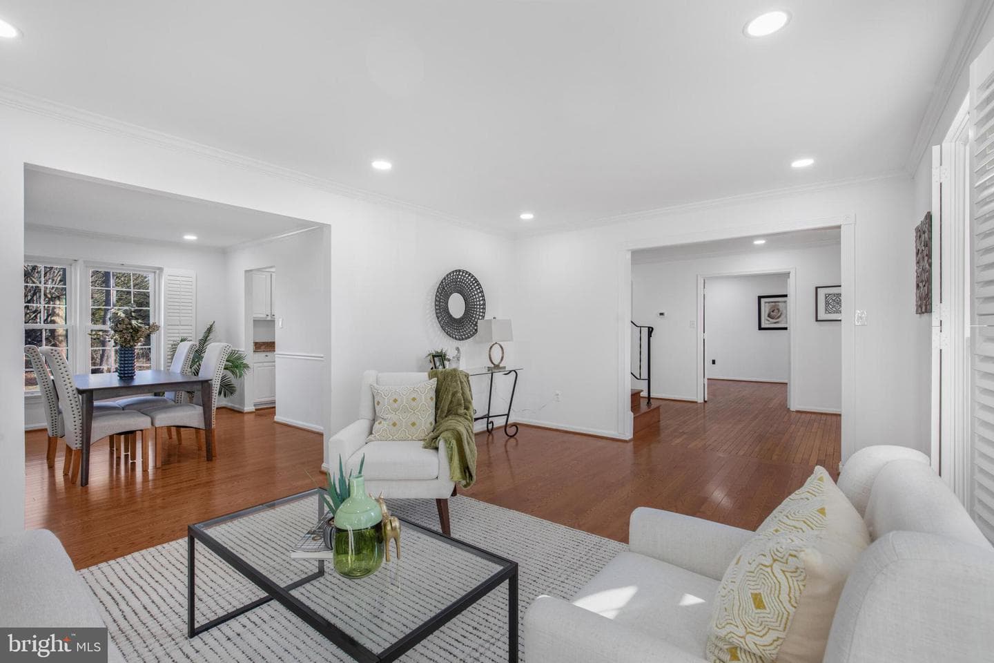4609 Thornhurst Drive photo 8
