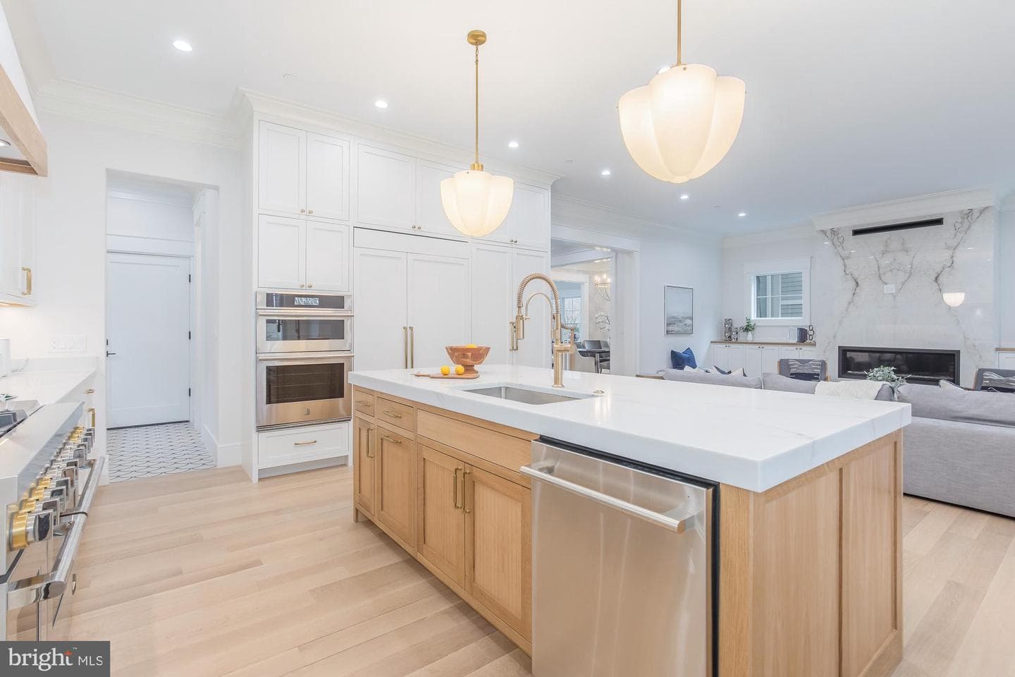 7113 Fairfax Road photo 16
