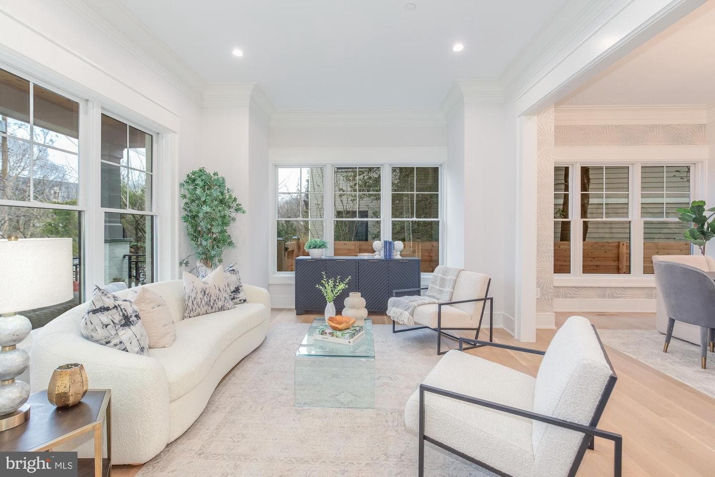7113 Fairfax Road photo 3