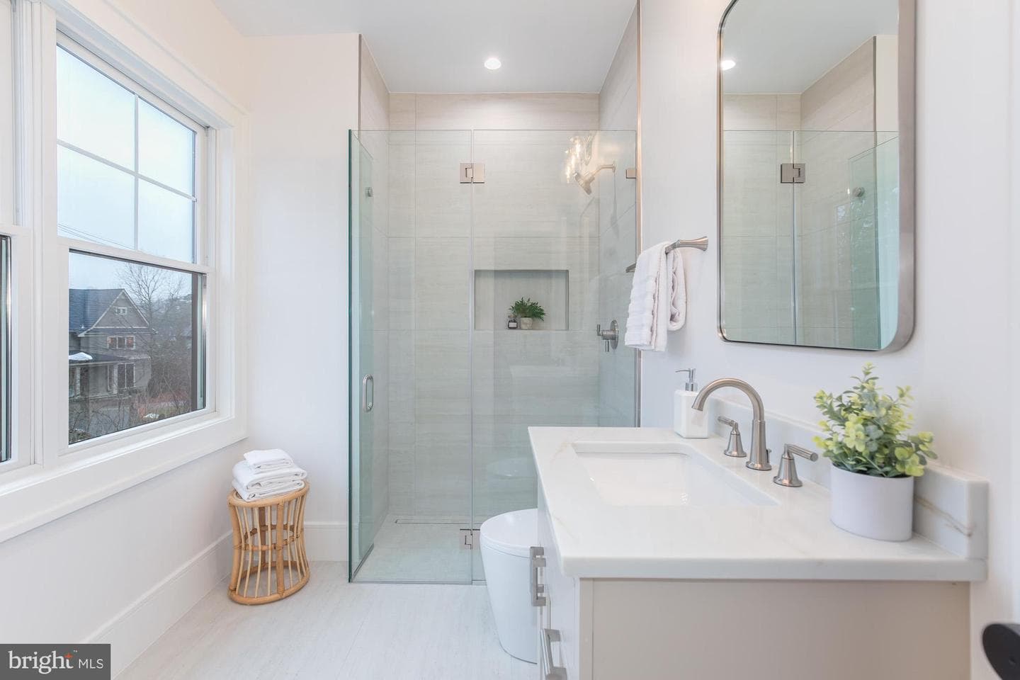 7113 Fairfax Road photo 34