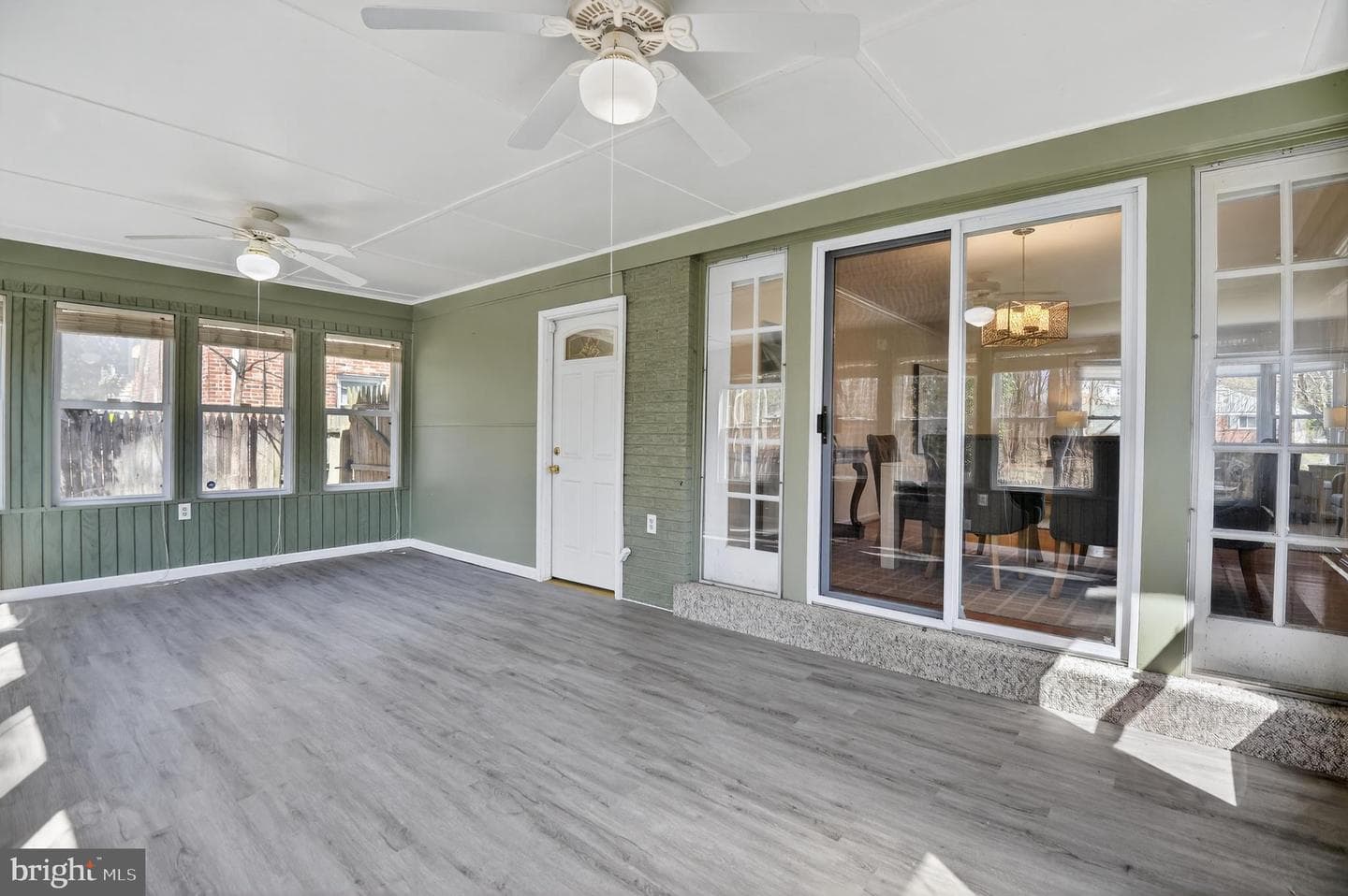 11004 Oakwood Street photo 15