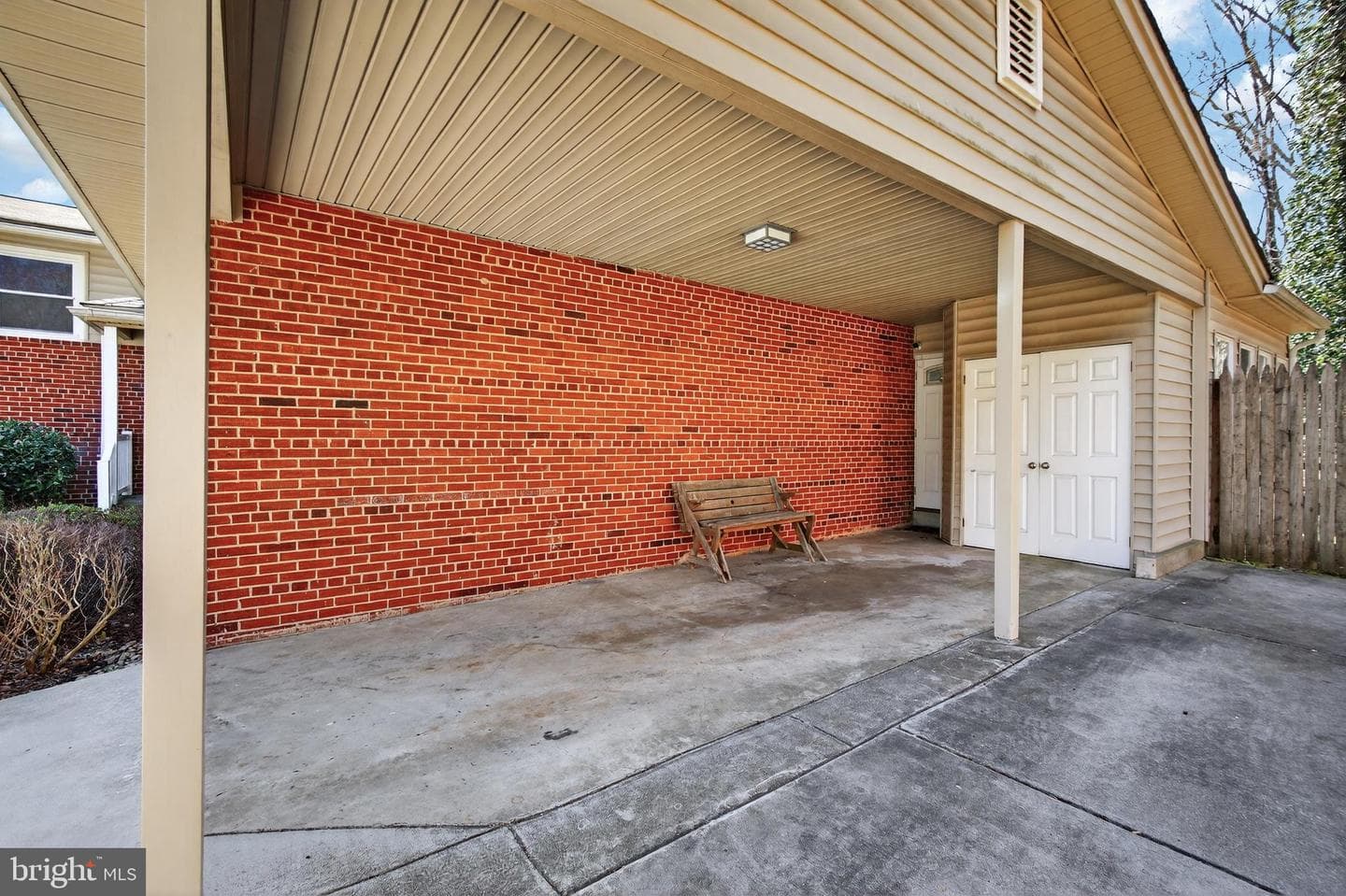 11004 Oakwood Street photo 31