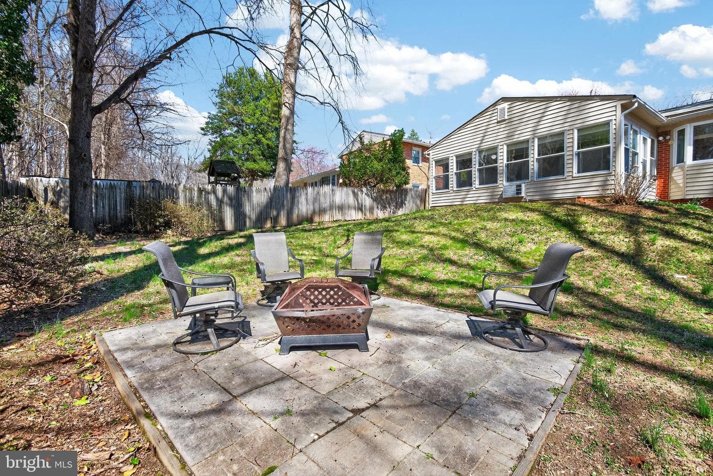 11004 Oakwood Street photo 35