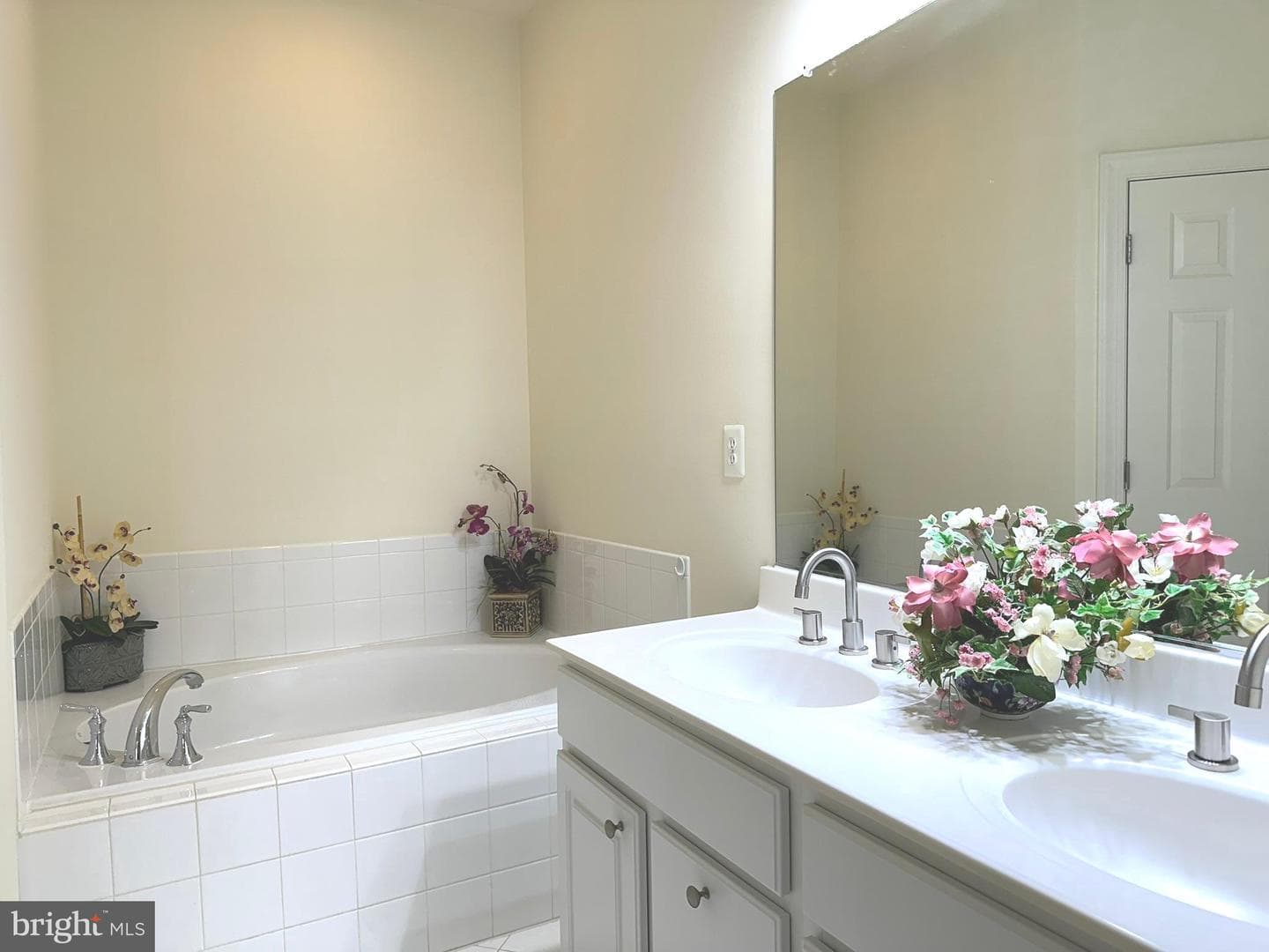 623 Hurdle Mill Place photo 24