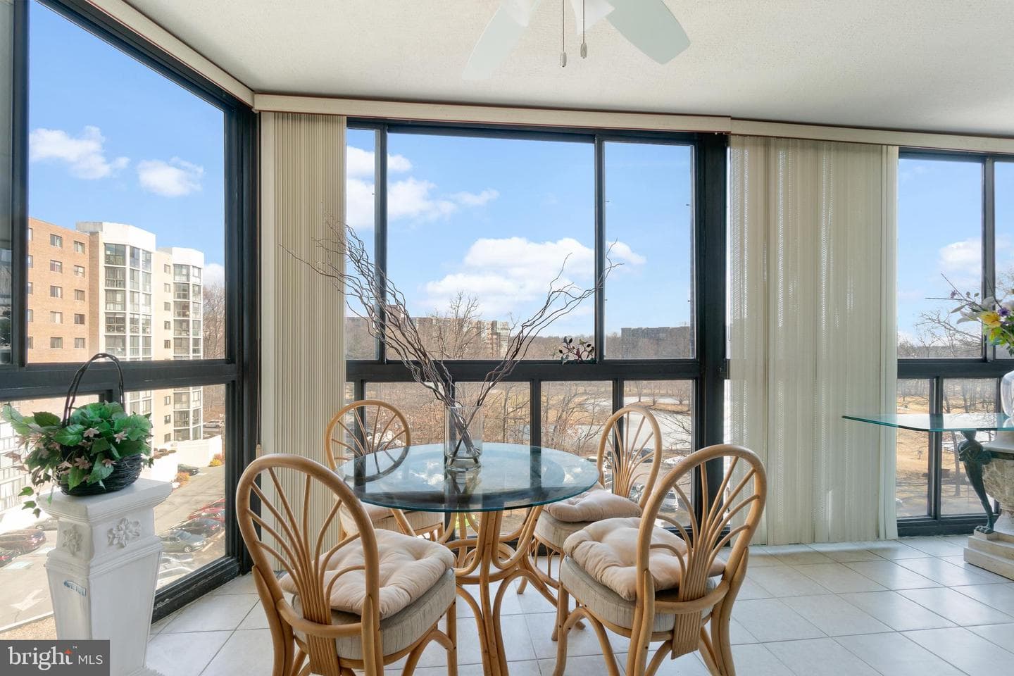 15115 Interlachen Drive #3-607 photo 10
