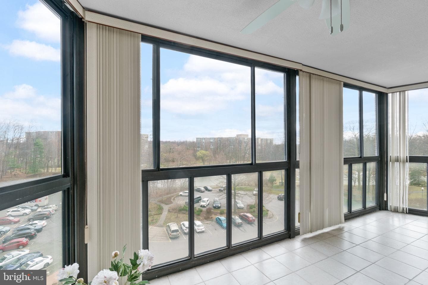 15115 Interlachen Drive #3-607 photo 8
