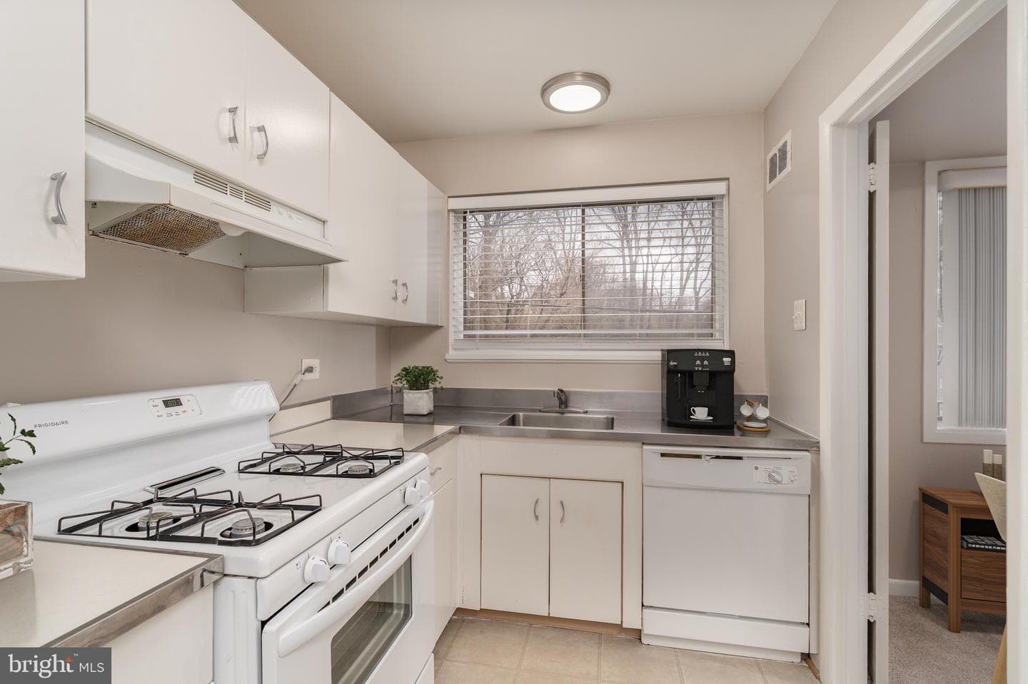 10630 Kenilworth Avenue #101 photo 7