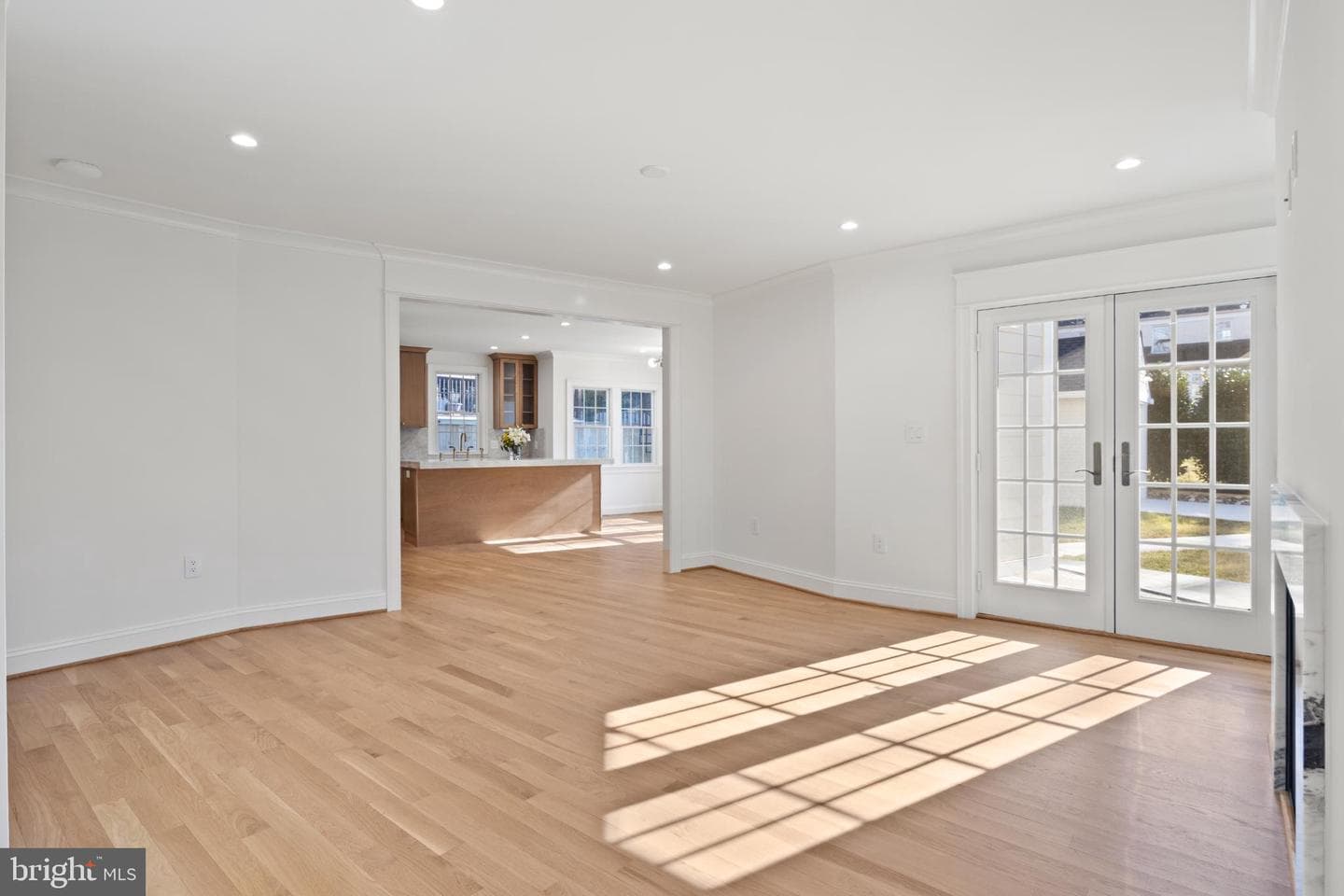5522 Lincoln Street photo 22