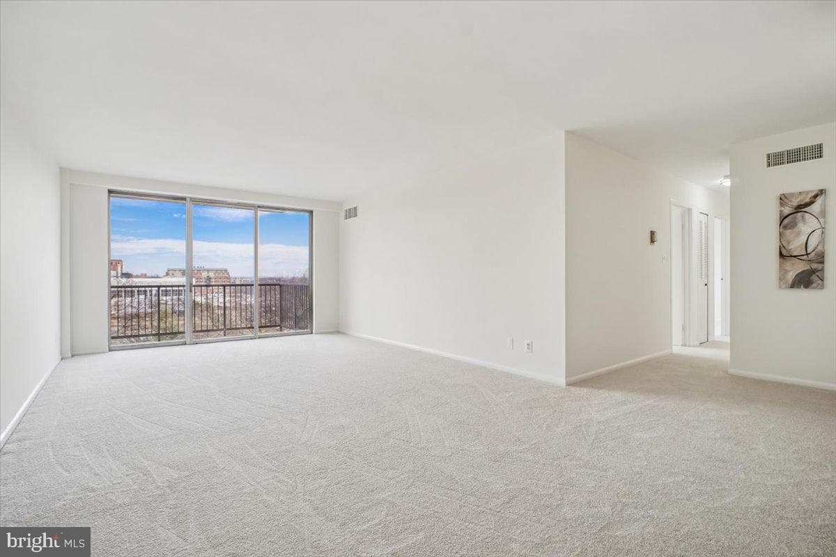 4977 Battery Lane #1-811 photo 2