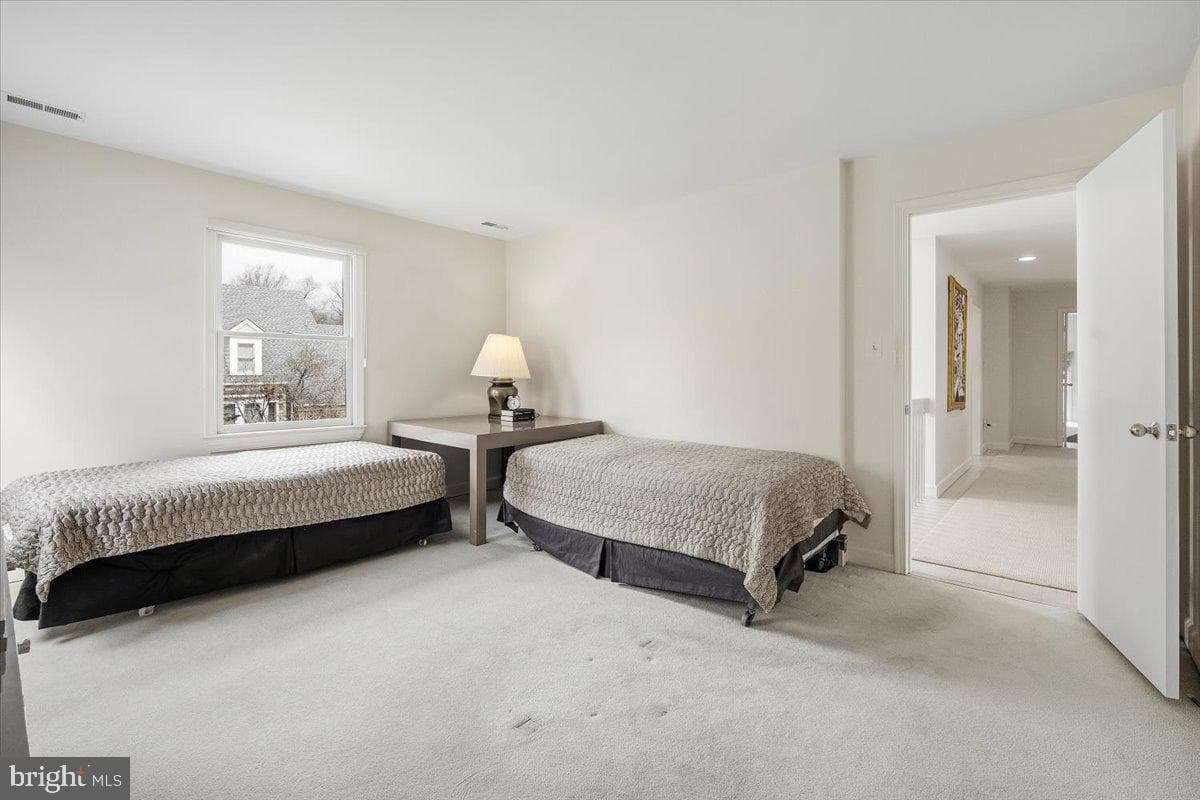 10409 Democracy Lane photo 38
