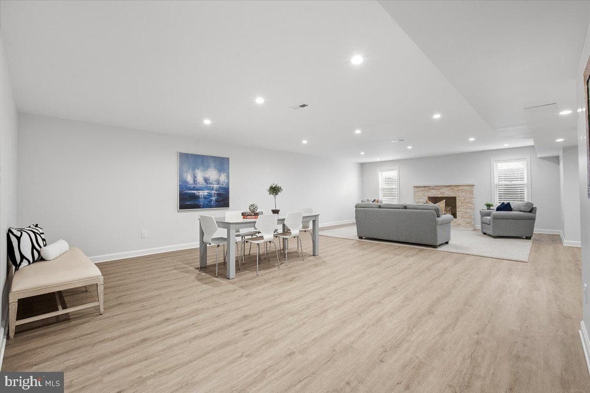 10409 Democracy Lane photo 44