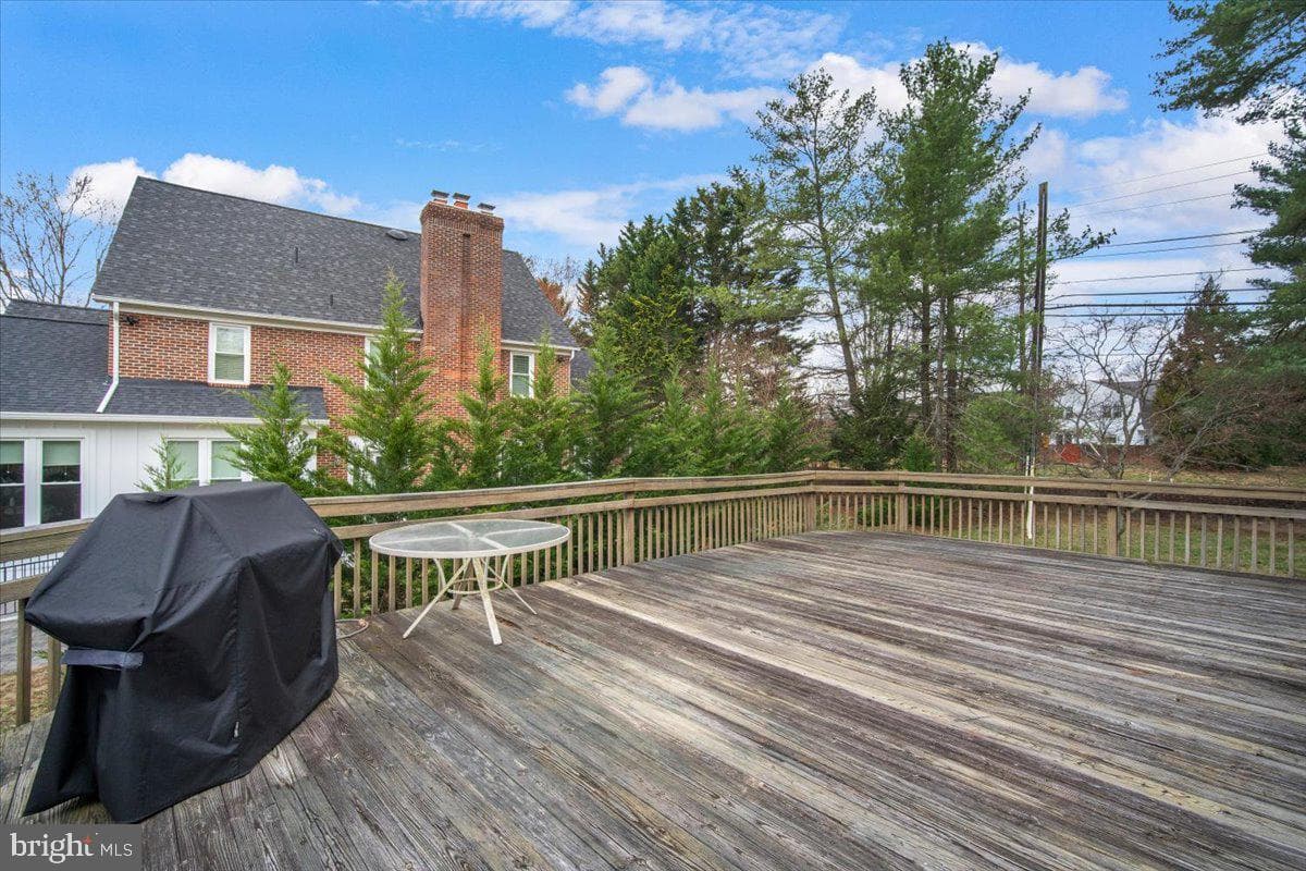 10409 Democracy Lane photo 54