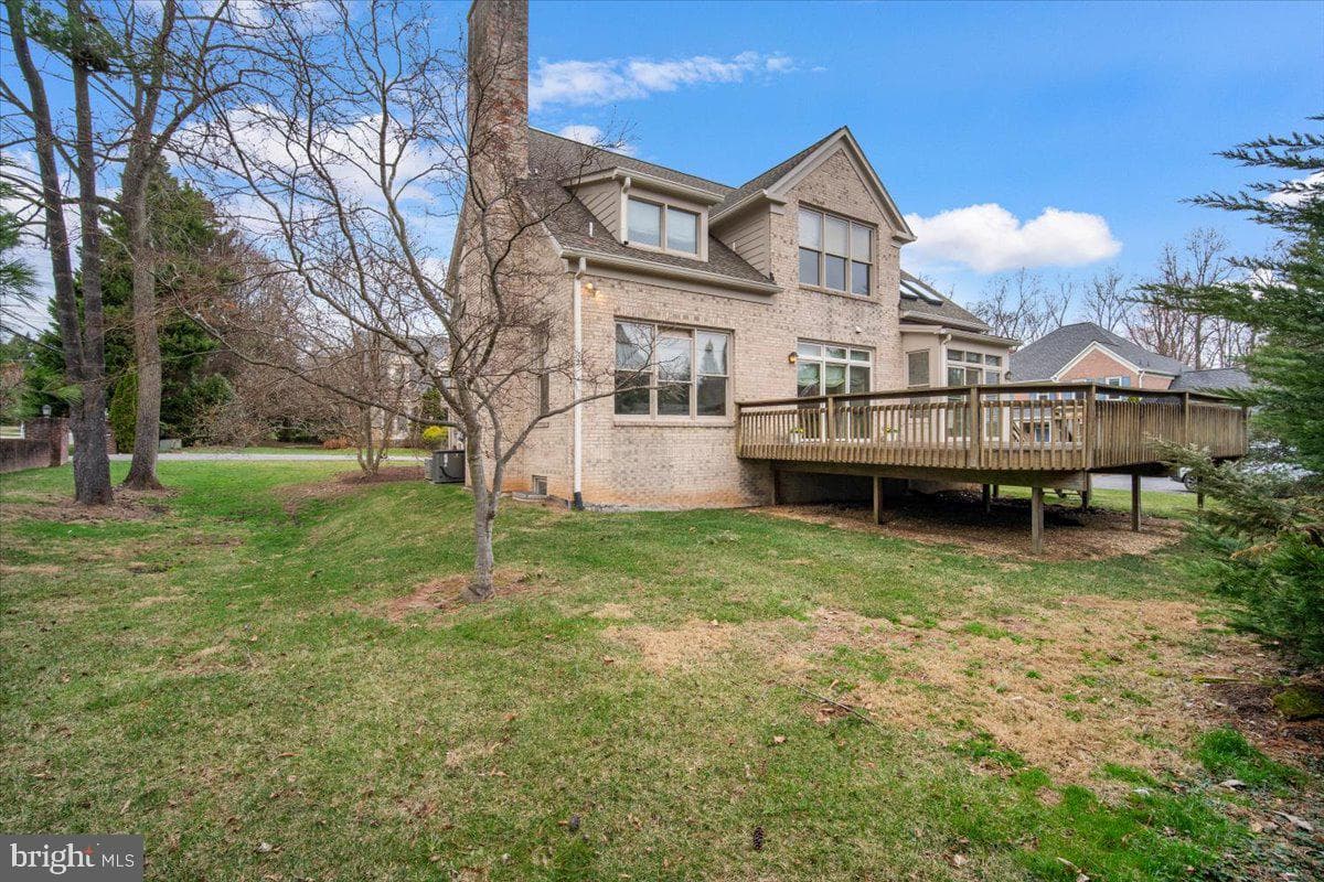 10409 Democracy Lane photo 57