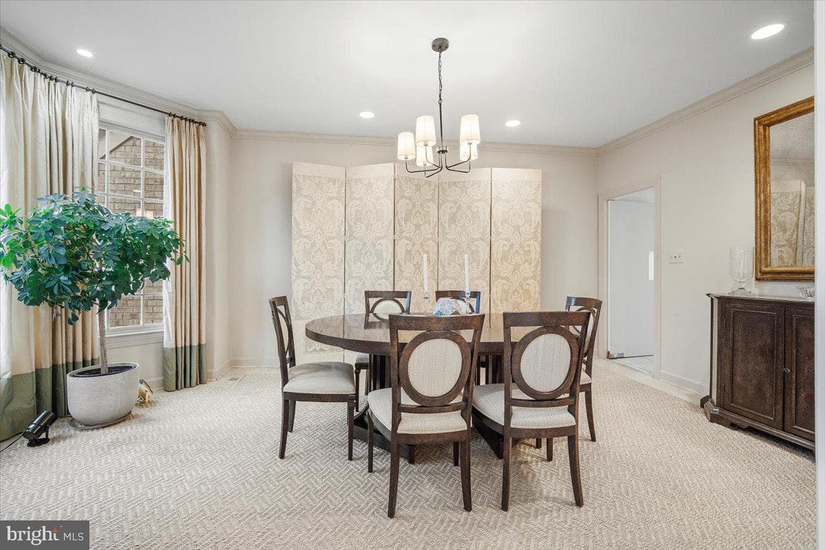 10409 Democracy Lane photo 7