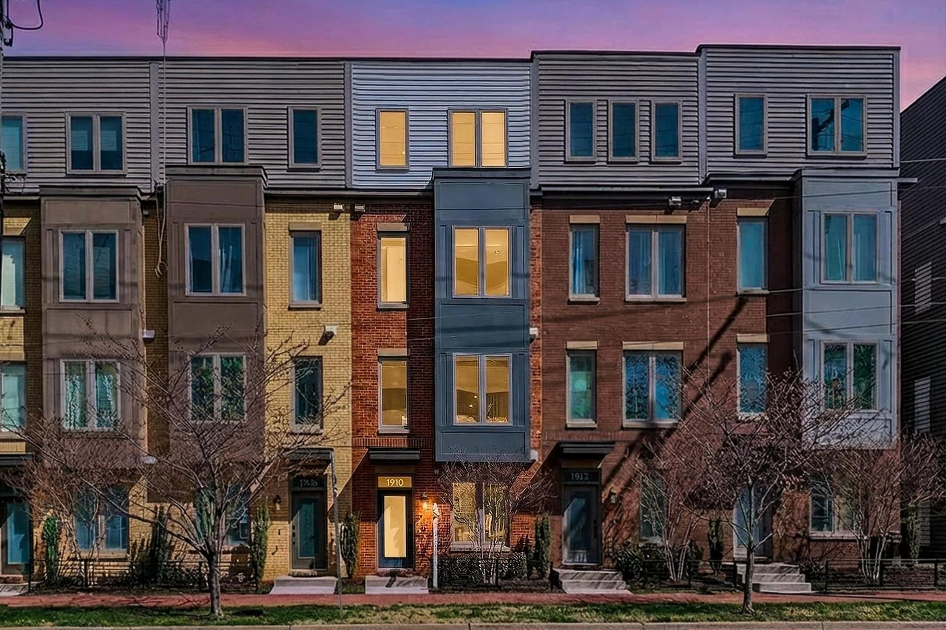 1910 Chapman Avenue, Rockville