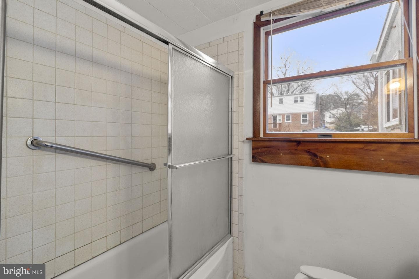 9910 Lorain Avenue photo 22