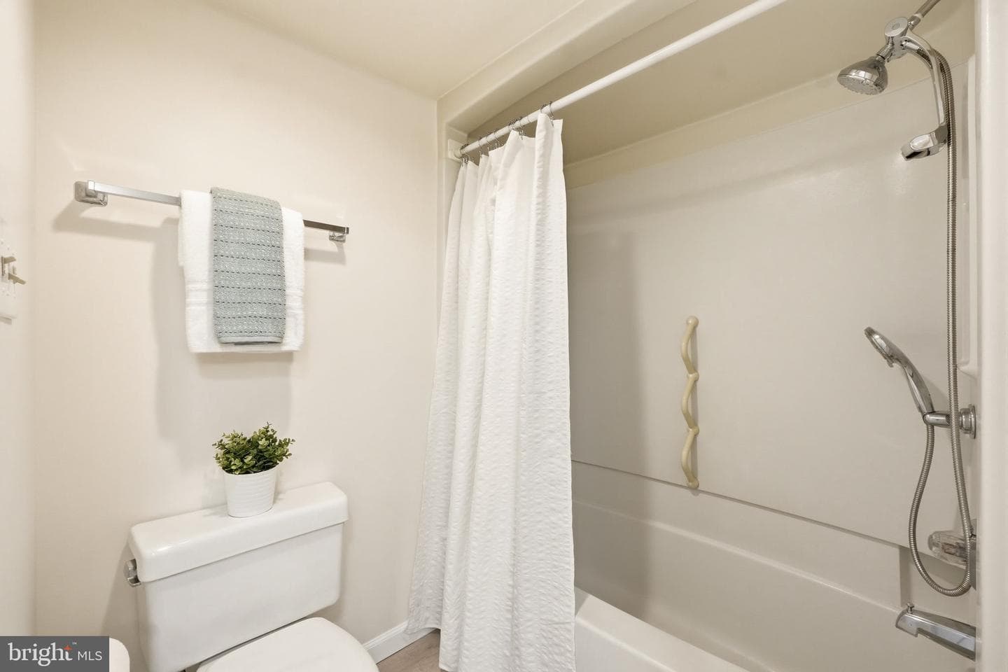 15100 Interlachen Drive #4-206 photo 14