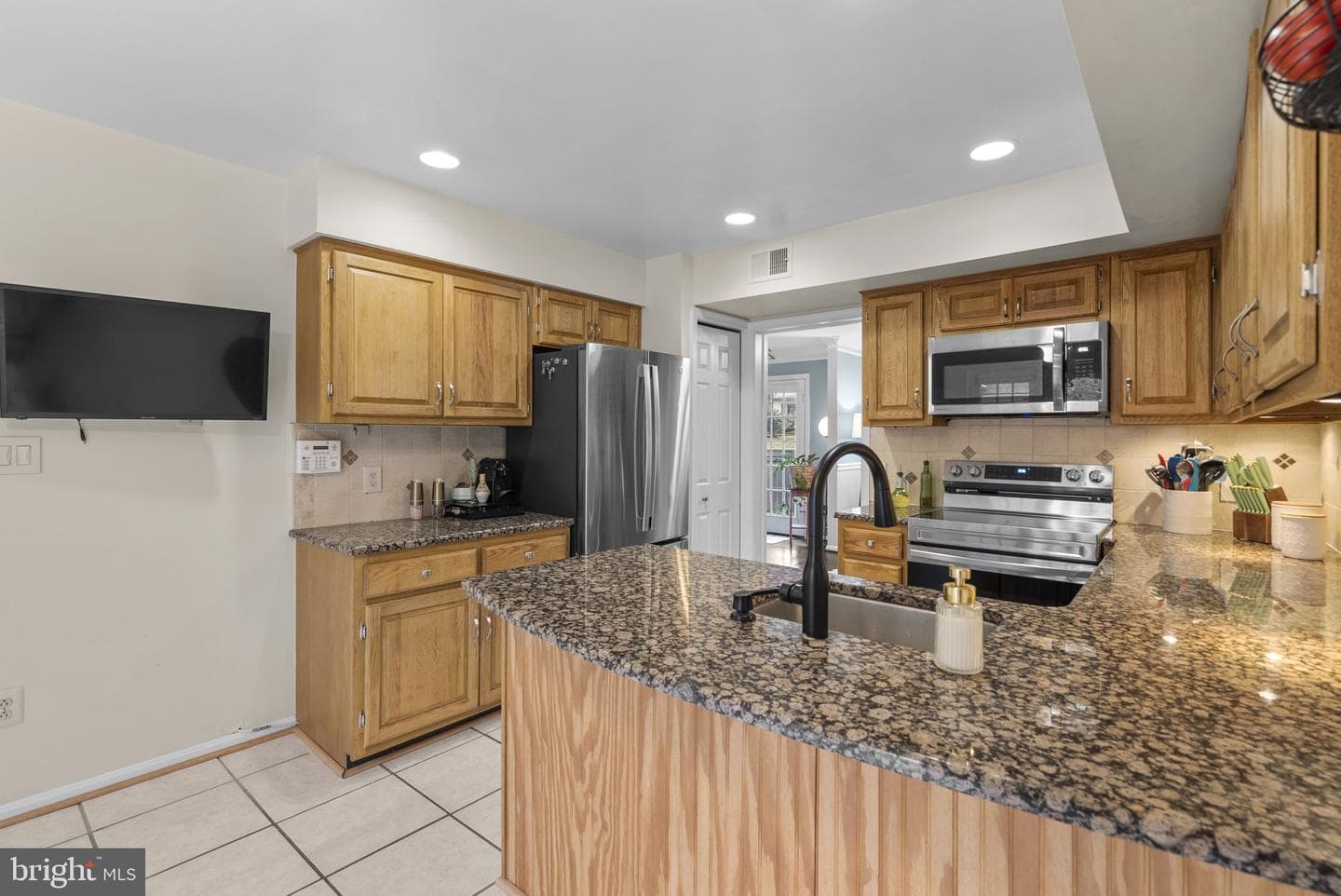 20716 Highland Hall Drive photo 9