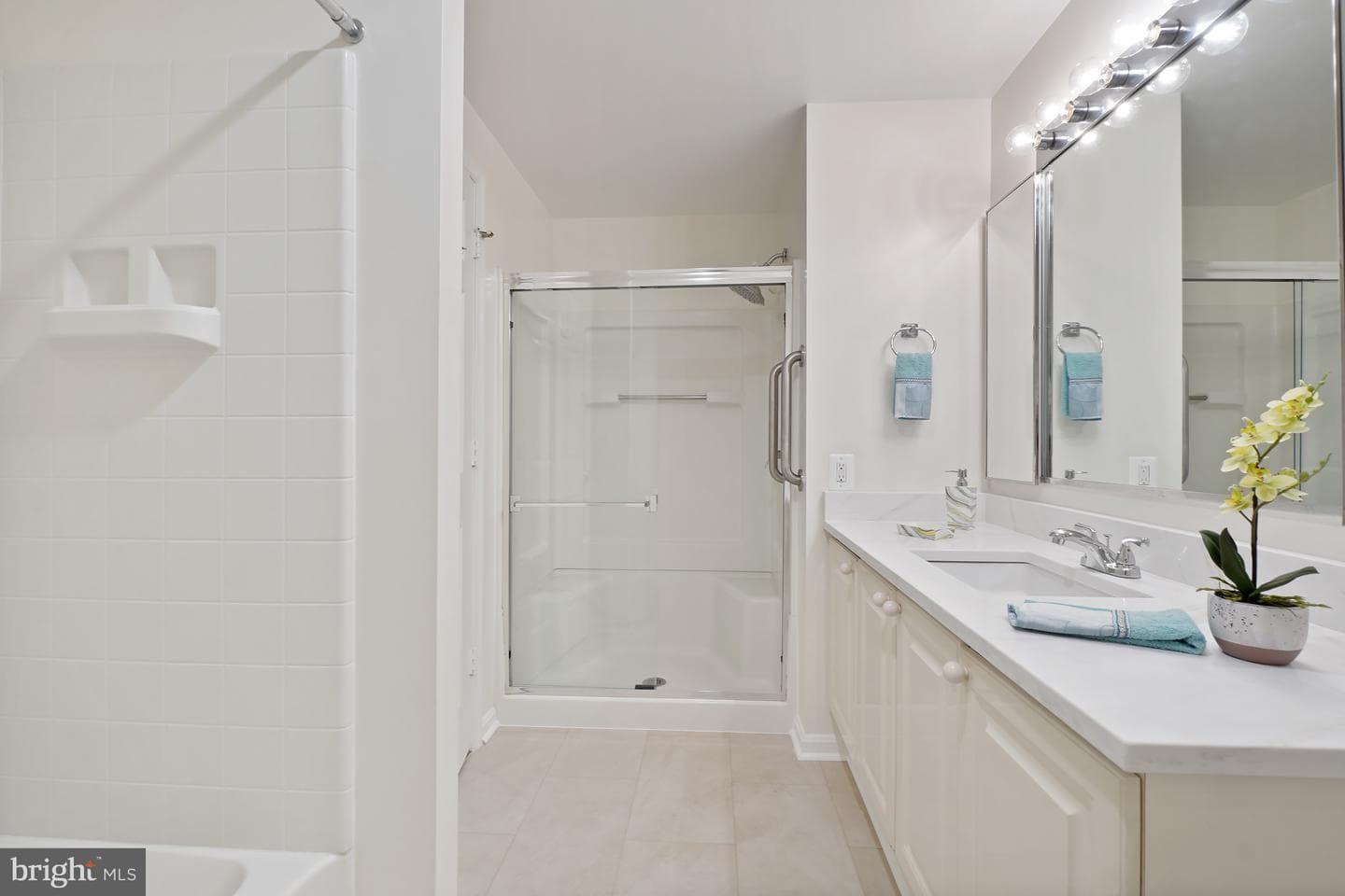 2904 N Leisure World Boulevard #403 photo 16