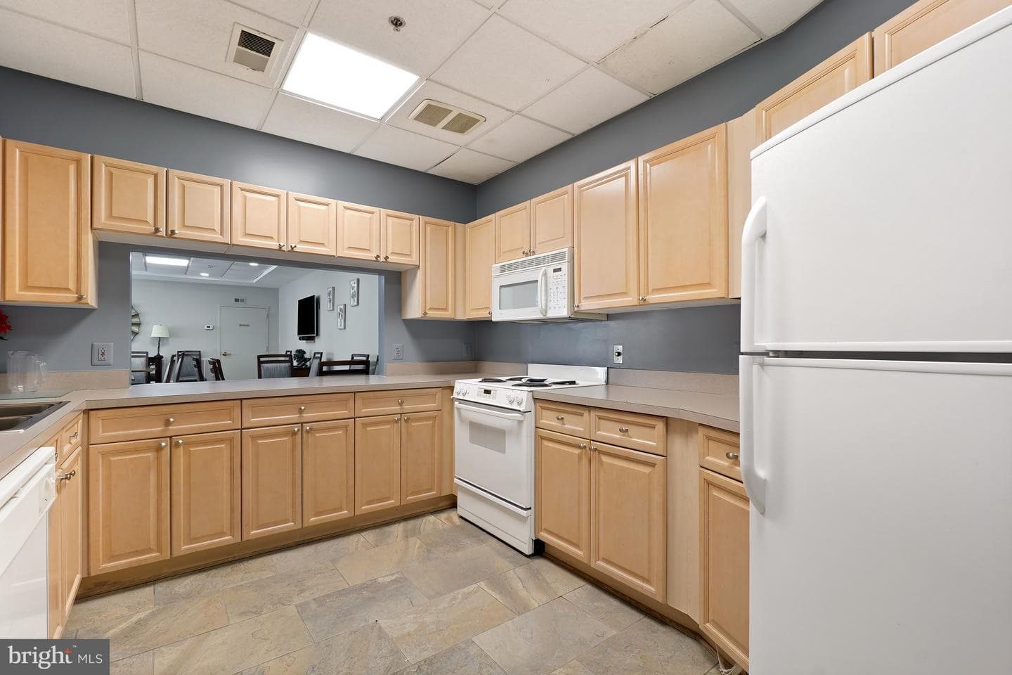 2904 N Leisure World Boulevard #403 photo 26