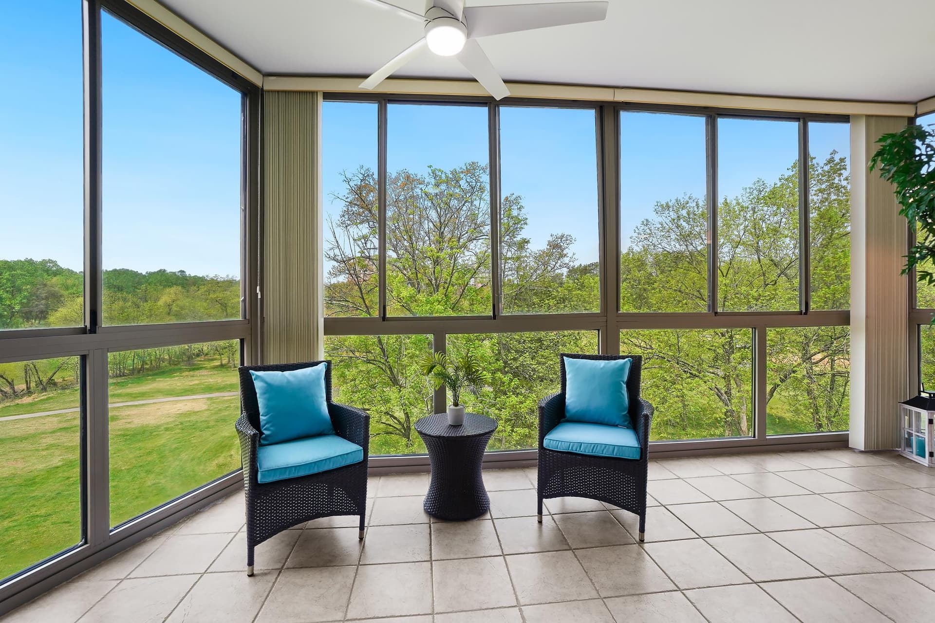 2904 N Leisure World Boulevard #403 photo 4