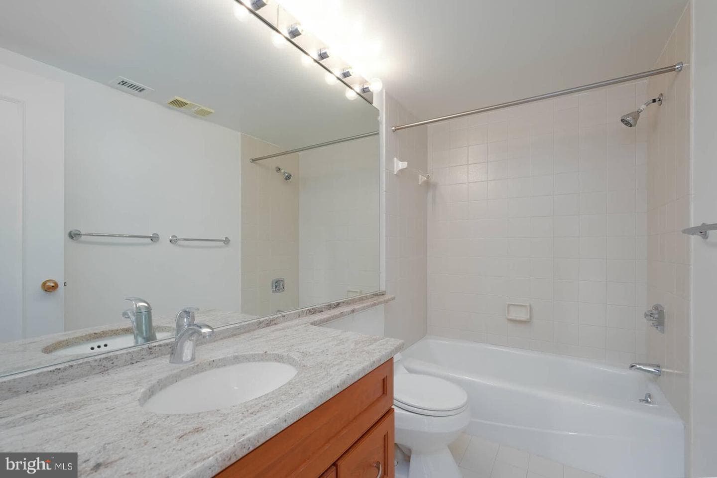 5800 Nicholson Lane #1-805 photo 13