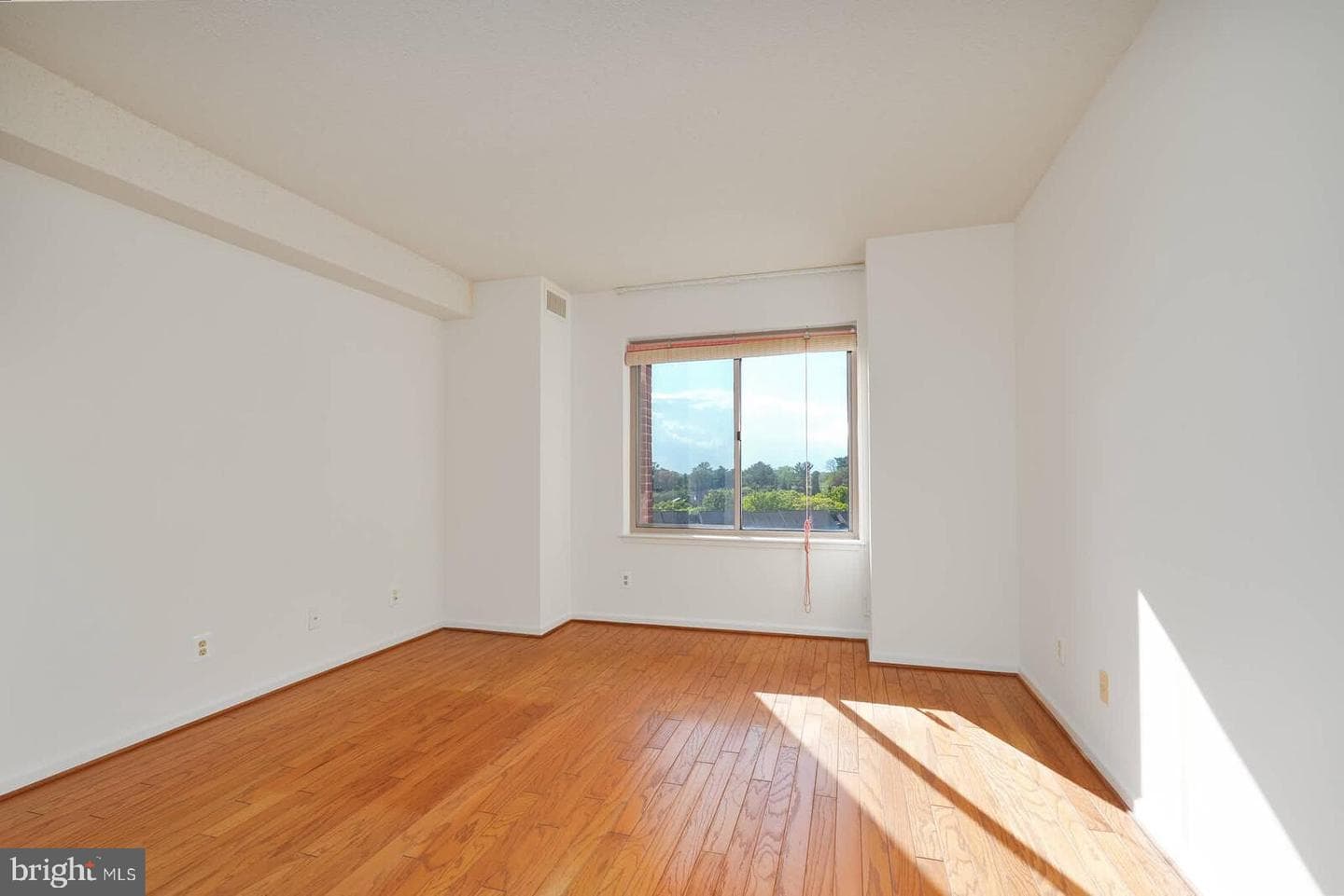 5800 Nicholson Lane #1-805 photo 16
