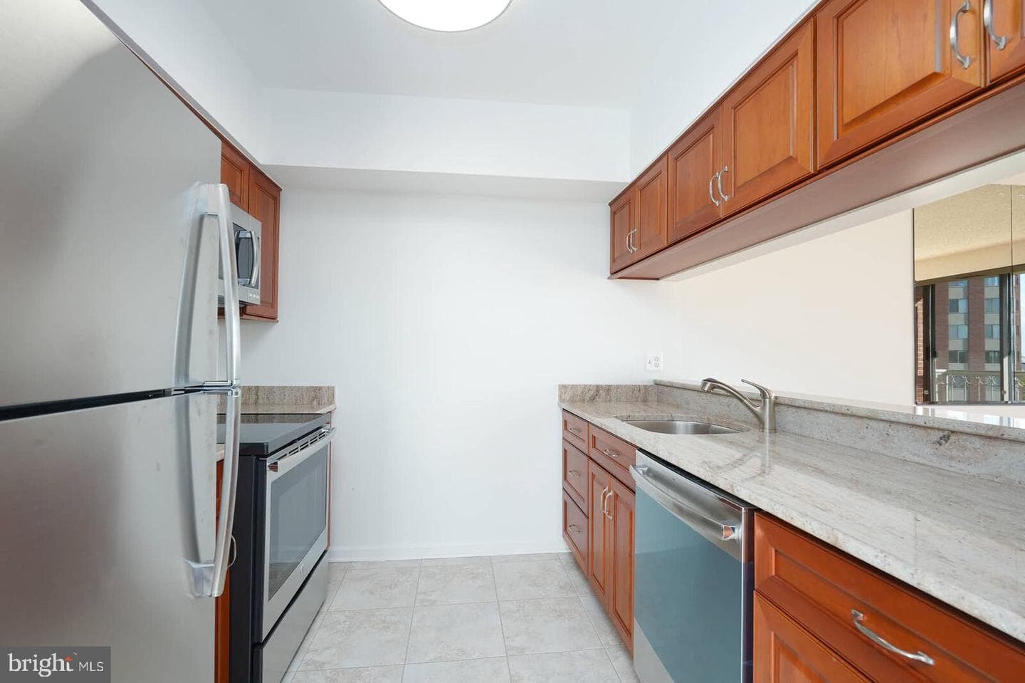 5800 Nicholson Lane #1-805 photo 3
