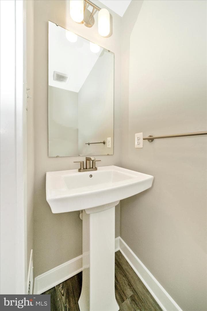 9537 Tall Oaks Road photo 24