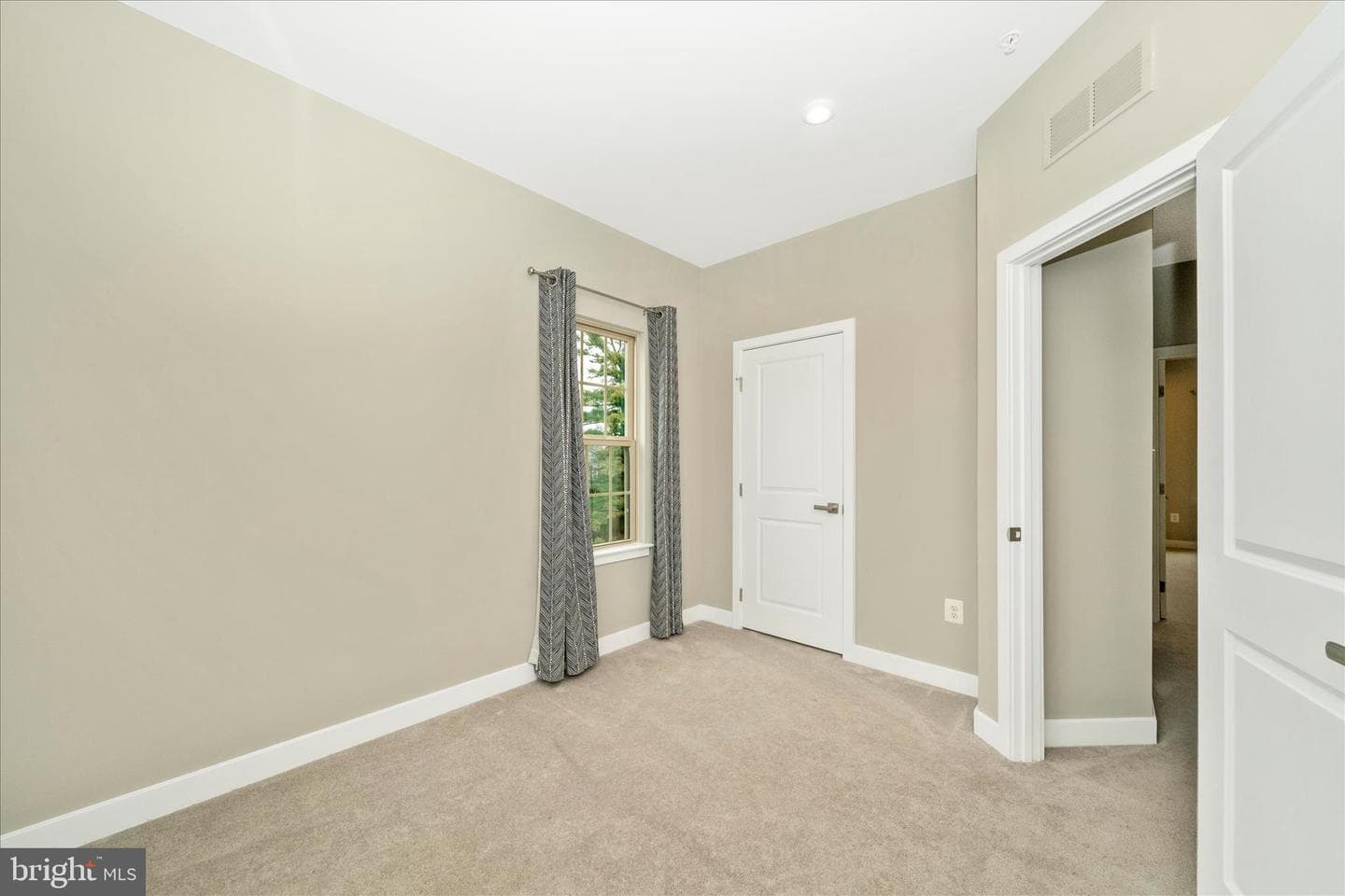 9537 Tall Oaks Road photo 35