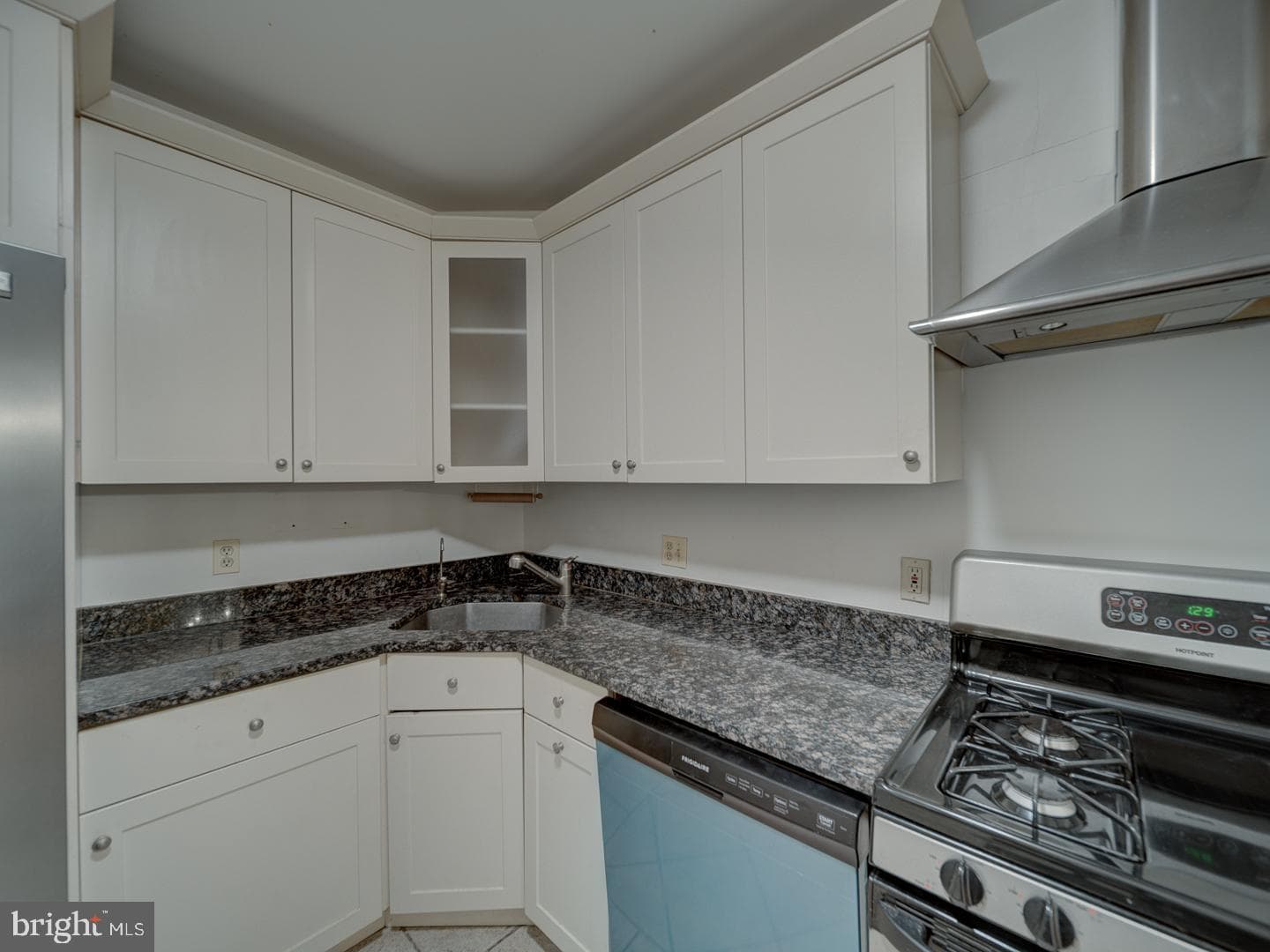 5101 River Road #411 photo 18