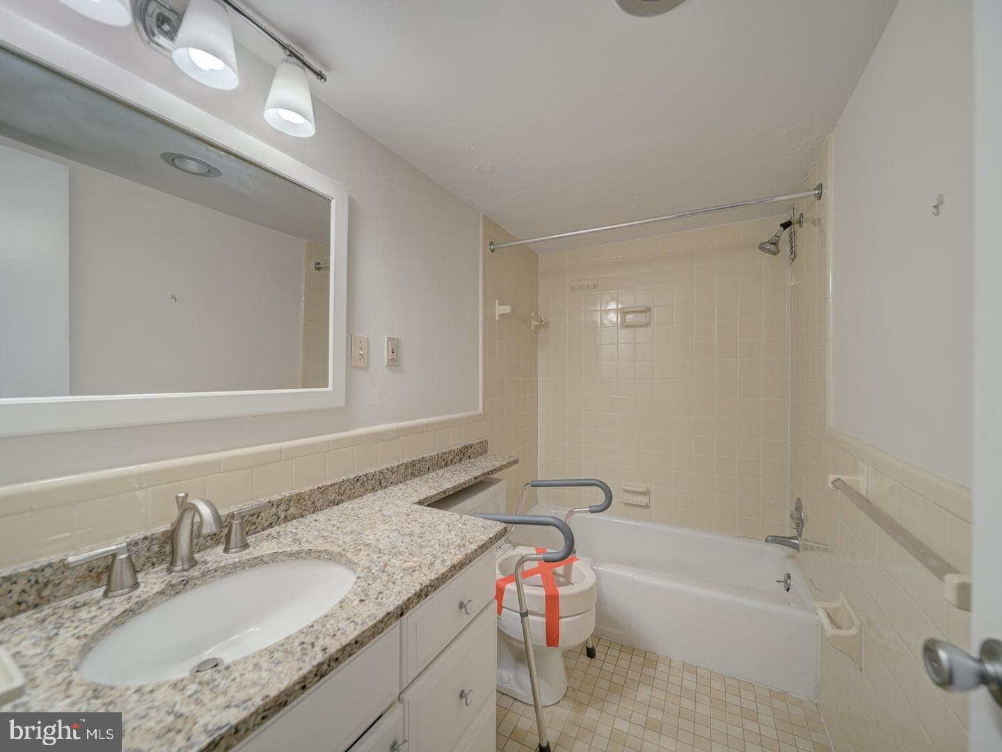 5101 River Road #411 photo 20