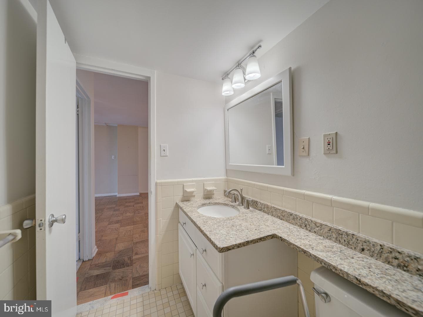 5101 River Road #411 photo 21