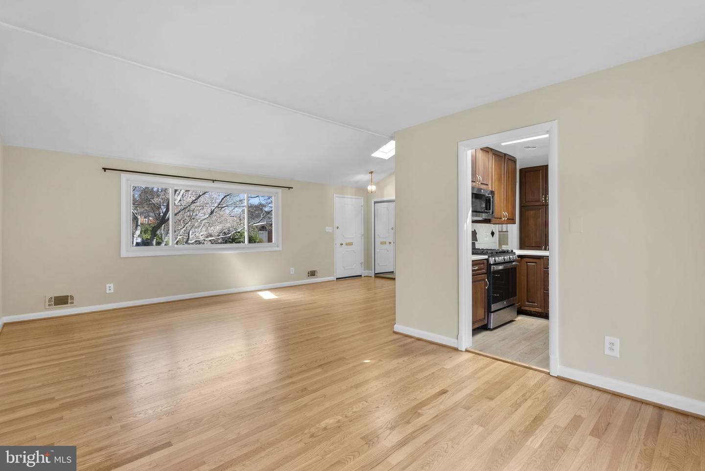 5108 Viking Road photo 12