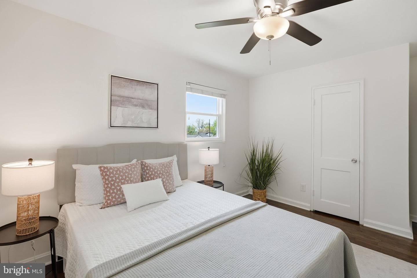 4421 Jupiter Street photo 12