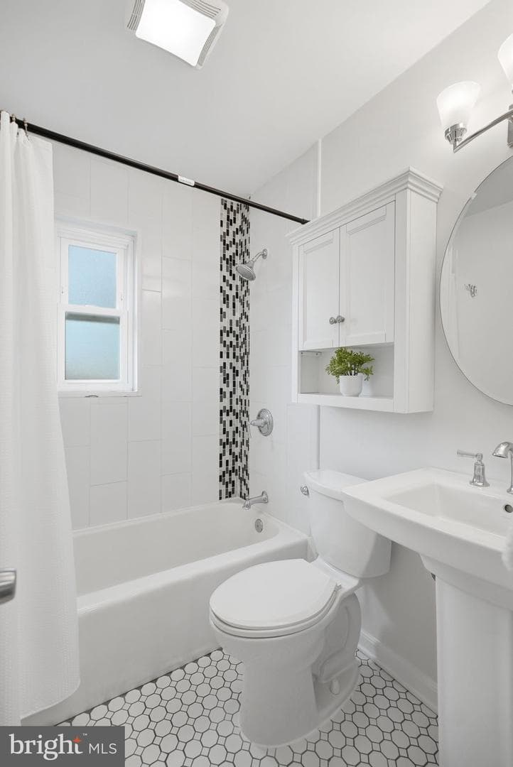 4421 Jupiter Street photo 18