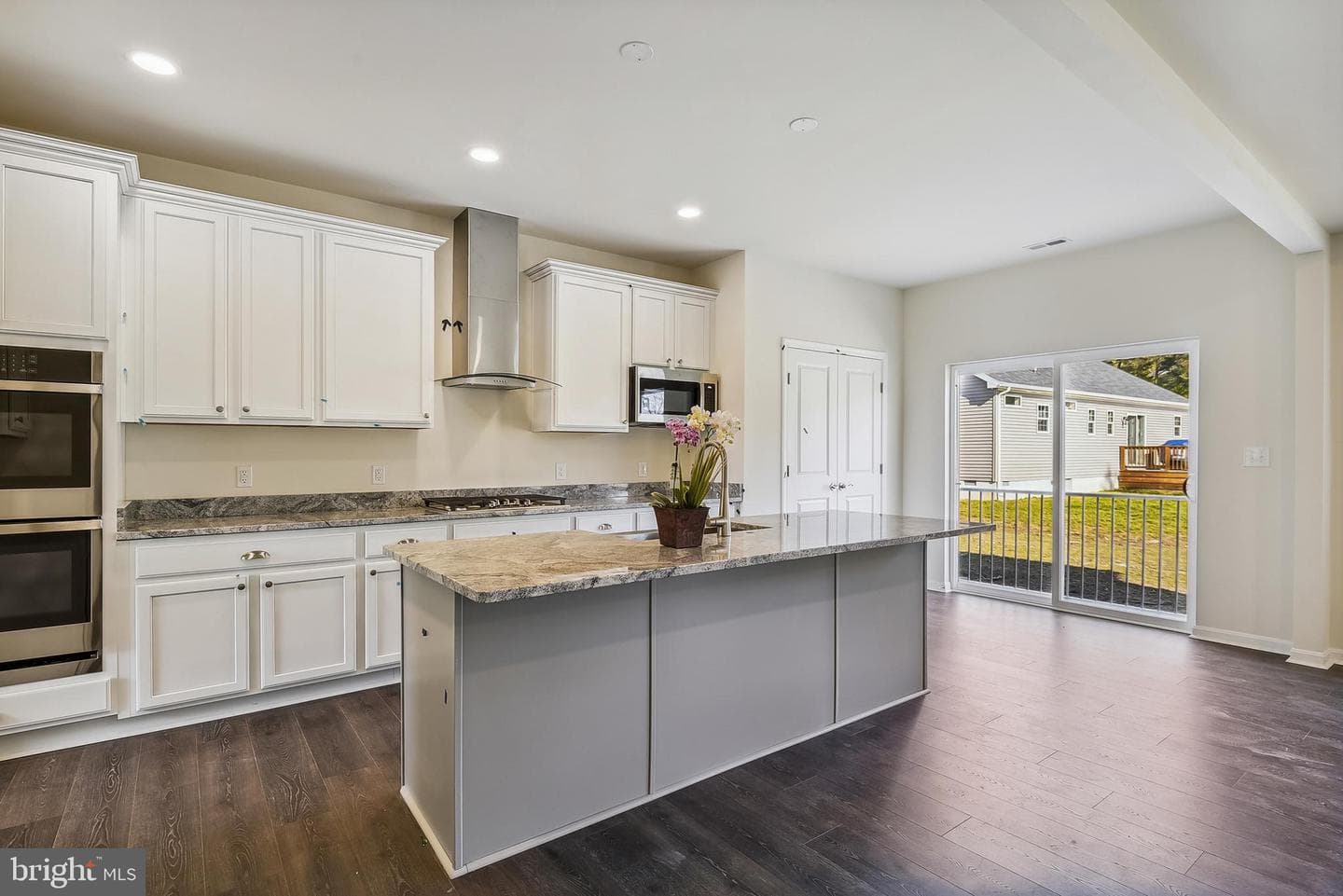 15330 Hildegard Lane photo 13