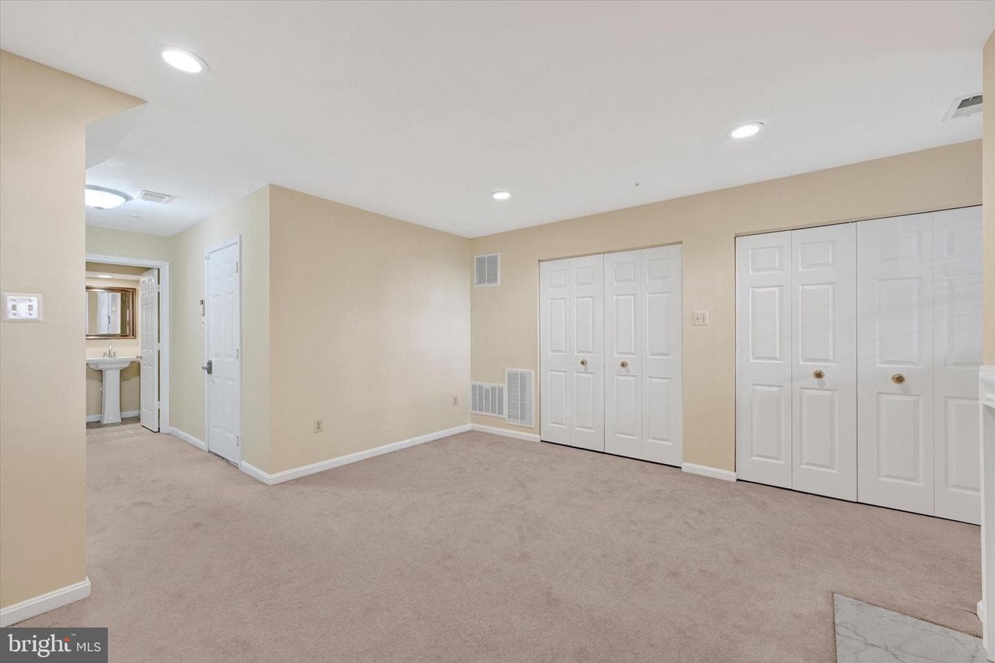 2331 Massanutten Drive photo 13