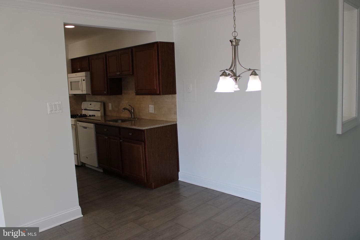 2301 Greenery Lane #103-5 photo 11