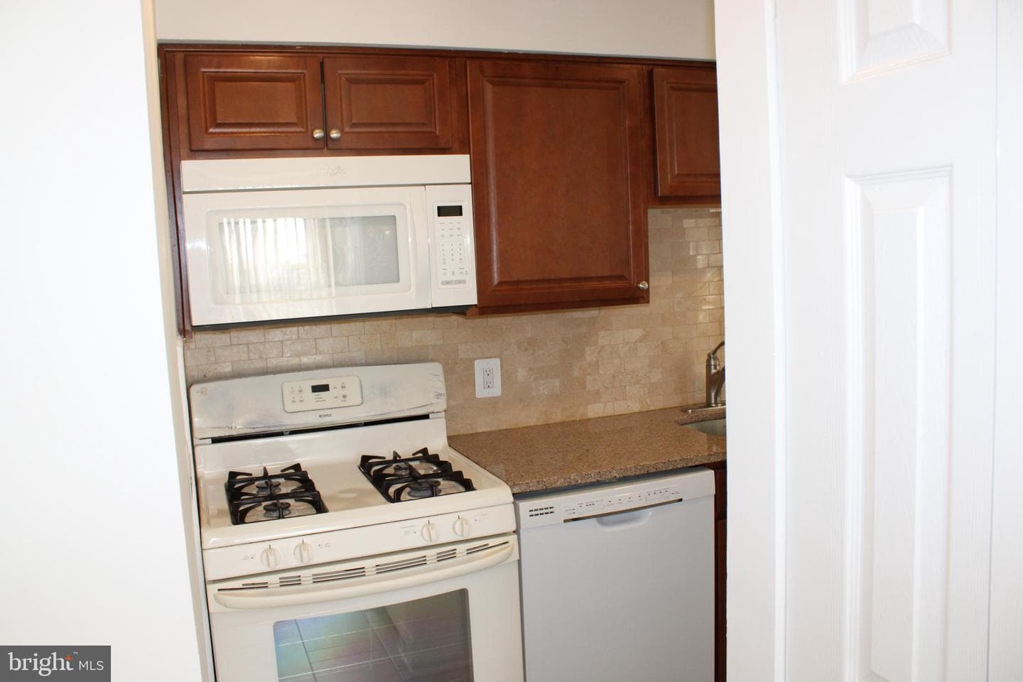 2301 Greenery Lane #103-5 photo 8