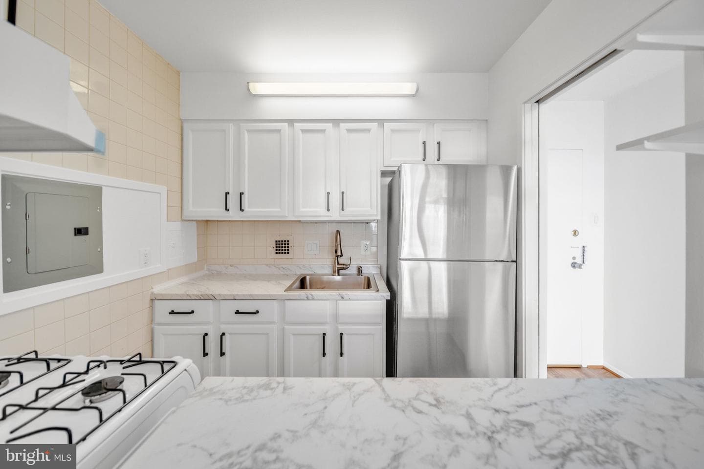 5500 Friendship Boulevard #818n photo 6