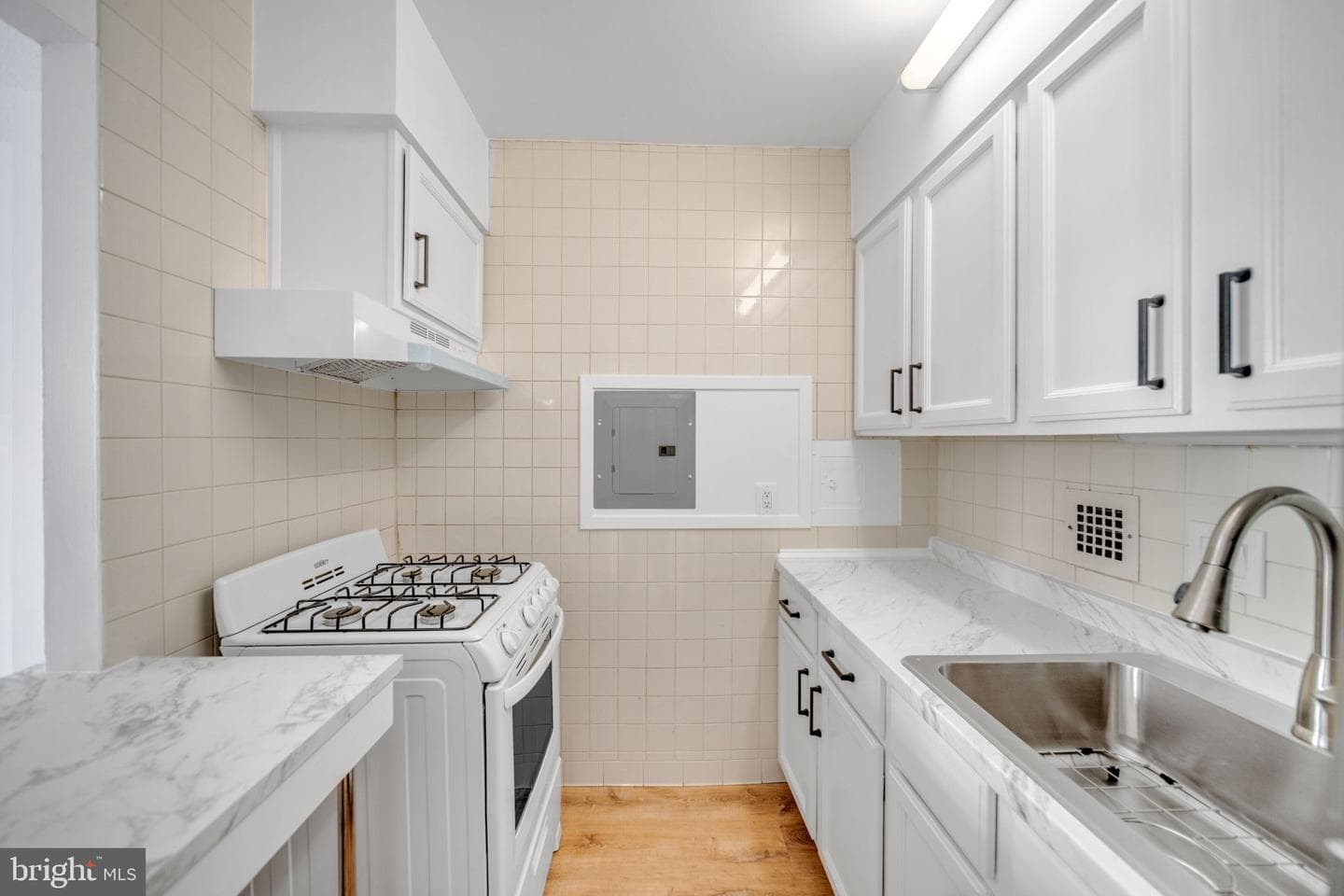 5500 Friendship Boulevard #818n photo 7