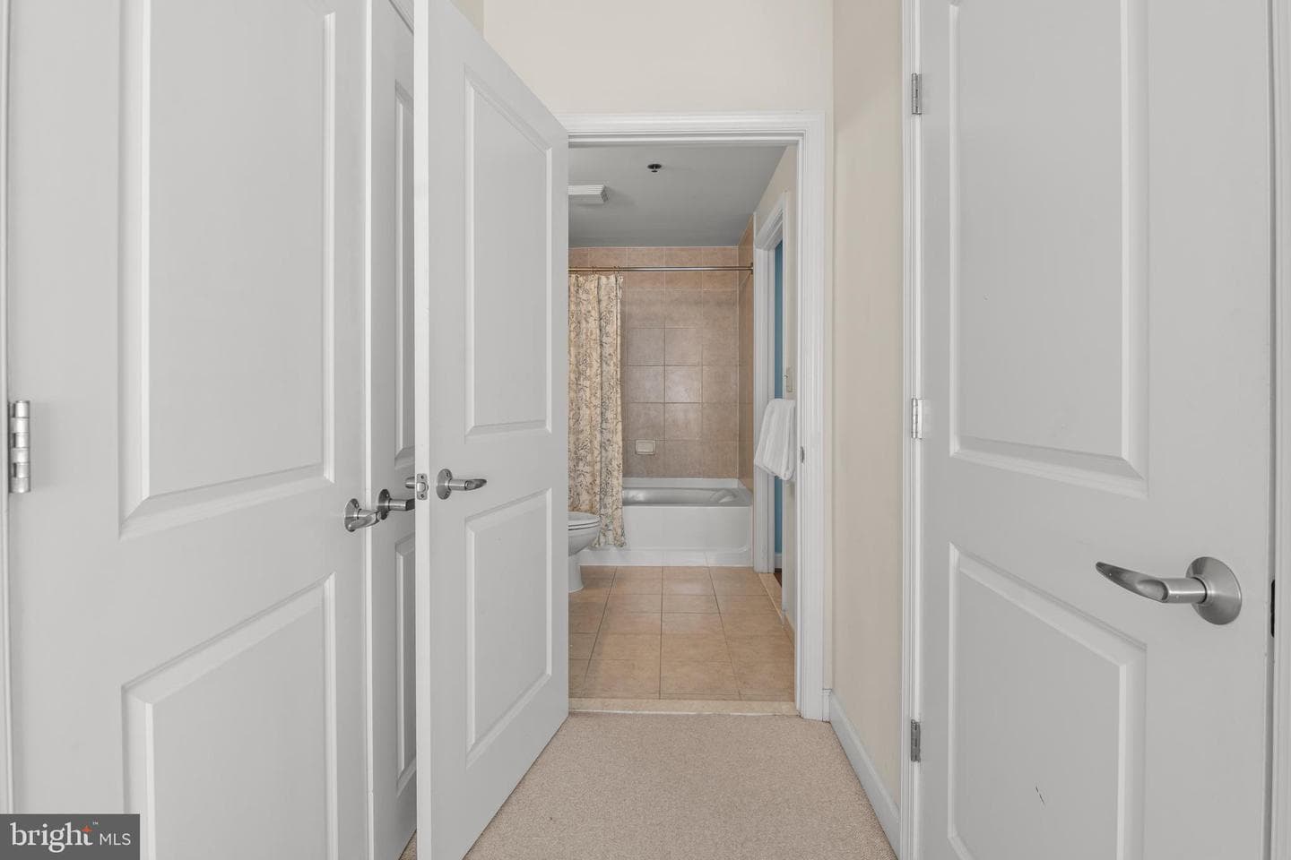 5750 Bou Avenue #1004 photo 10