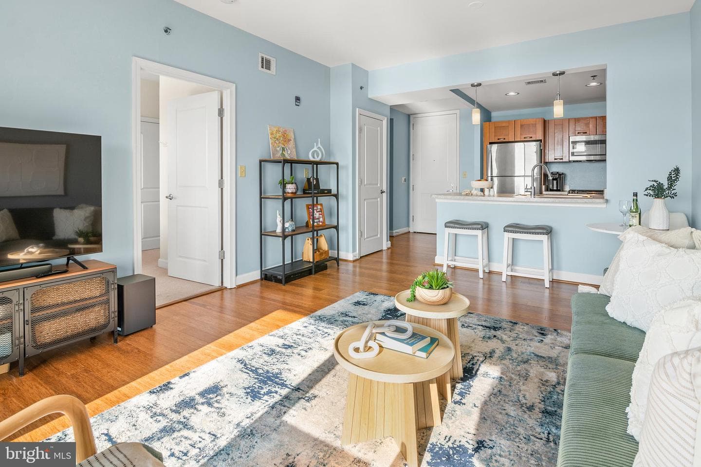 5750 Bou Avenue #1004 photo 3